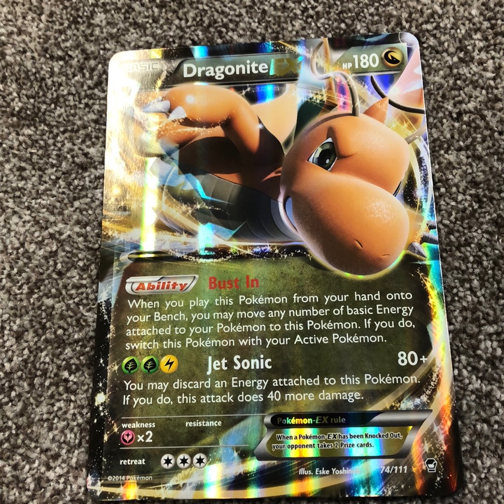 Giant Pokémon card